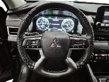 2023 Mitsubishi Outlander Plug-In Hybrid ES ES | 7 Passenger... - Photo 16