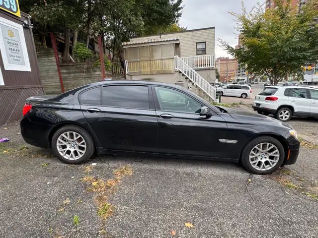 2012 BMW 7-Series 4dr Sdn ALPINA B7 xDrive LWB AWD - Photo 8