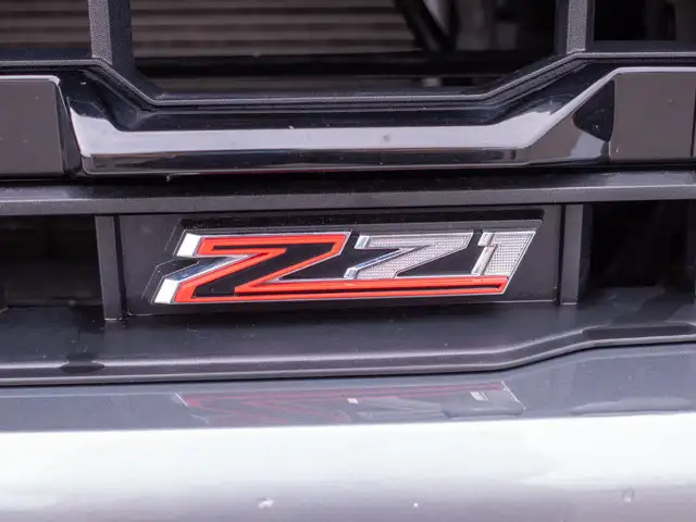 2024 Chevrolet Silverado 1500 LT Trail Boss - Keyless Starts - Photo 15