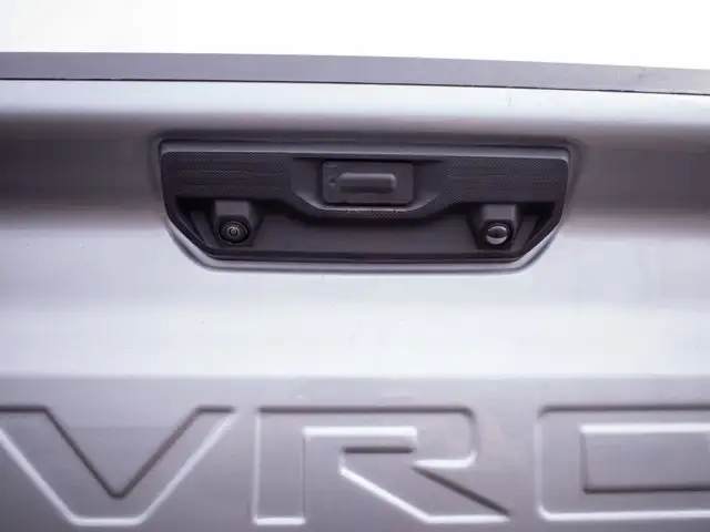 2024 Chevrolet Silverado 1500 LT Trail Boss - Keyless Starts - Photo 22