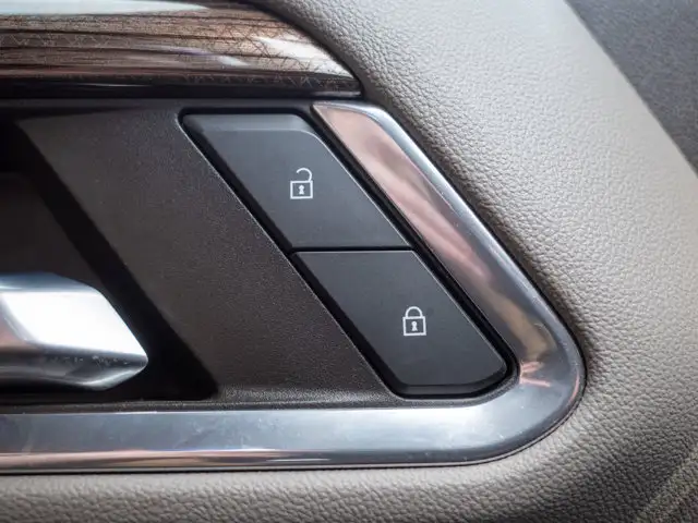 2024 Chevrolet Silverado 1500 LT Trail Boss - Keyless Starts - Photo 39