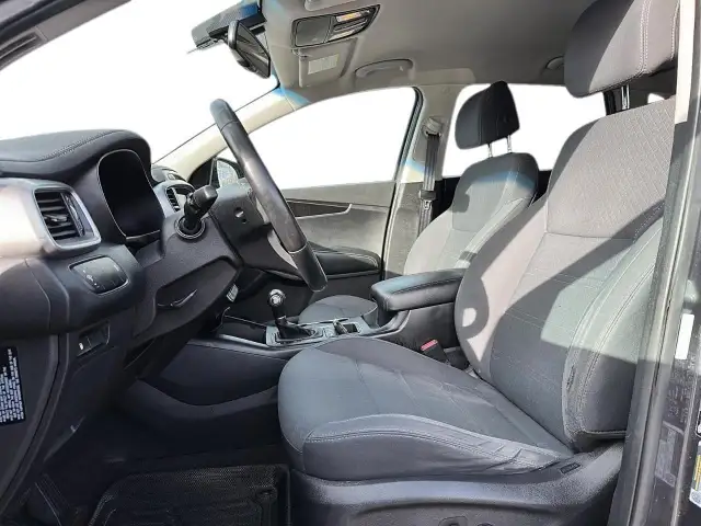 2017 Kia Sorento 2.0L LX Turbo 2.0L LX Turbo | Heated Seats - Photo 9