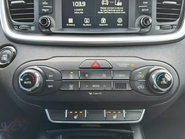 2017 Kia Sorento 2.0L LX Turbo 2.0L LX Turbo | Heated Seats - Photo 12
