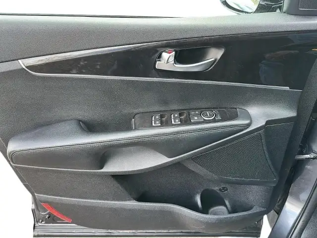 2017 Kia Sorento 2.0L LX Turbo 2.0L LX Turbo | Heated Seats - Photo 13
