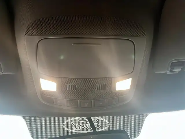 2018 Ford F-150 XLT XLT | SuperCrew Cab 6.5 ft box | - Photo 17