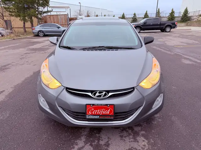 2013 Hyundai Elantra GT 4dr Sedan Auto, FWD, 1.8L 4cyl, - Photo 2