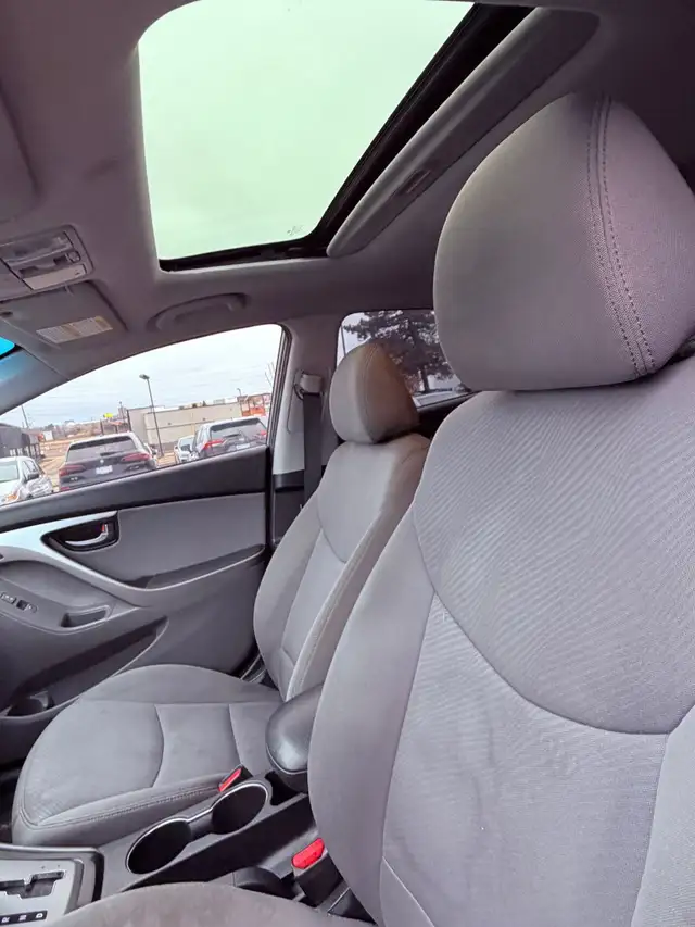 2013 Hyundai Elantra GT 4dr Sedan Auto, FWD, 1.8L 4cyl, - Photo 12