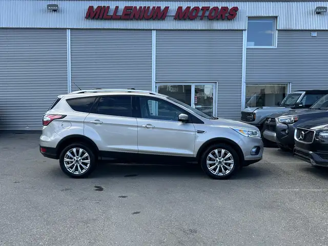 2017 Ford Escape TITANIUM ECOBOOST AWD/NAVIGATION/B-CAM/PANO ROO - Photo 5