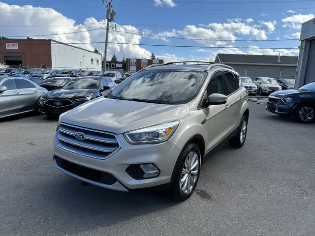 2017 Ford Escape TITANIUM ECOBOOST AWD/NAVIGATION/B-CAM/PANO ROO - Photo 10