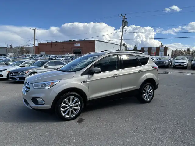 2017 Ford Escape TITANIUM ECOBOOST AWD/NAVIGATION/B-CAM/PANO ROO - Photo 12