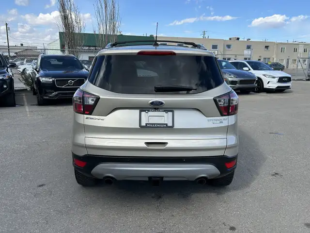 2017 Ford Escape TITANIUM ECOBOOST AWD/NAVIGATION/B-CAM/PANO ROO - Photo 16