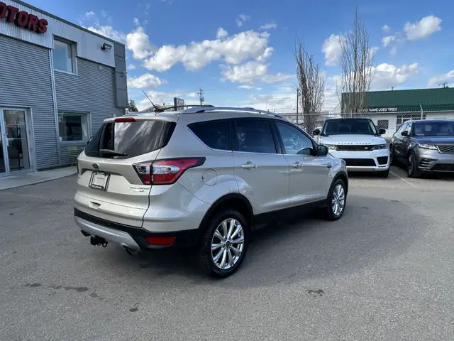 2017 Ford Escape TITANIUM ECOBOOST AWD/NAVIGATION/B-CAM/PANO ROO - Photo 18