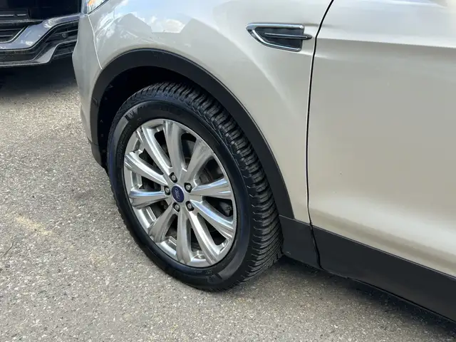 2017 Ford Escape TITANIUM ECOBOOST AWD/NAVIGATION/B-CAM/PANO ROO - Photo 23