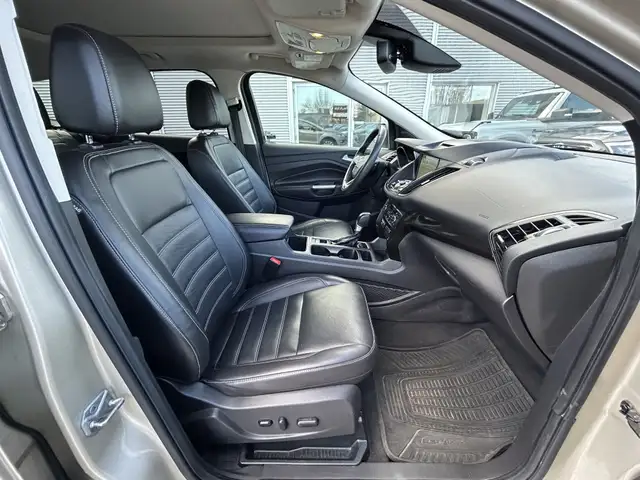 2017 Ford Escape TITANIUM ECOBOOST AWD/NAVIGATION/B-CAM/PANO ROO - Photo 43
