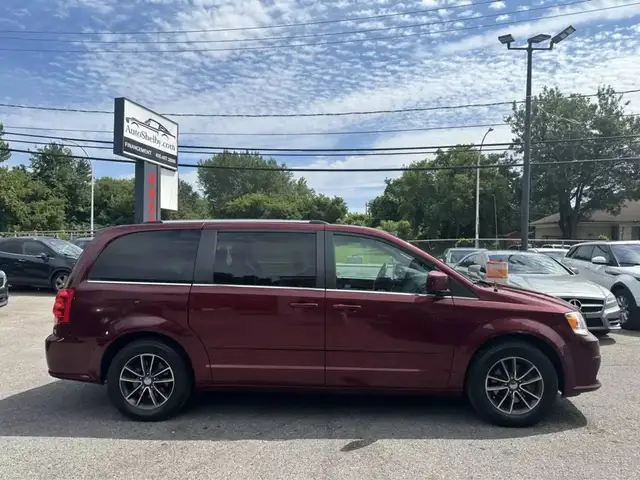 2017 DODGE Grand Caravan SXT Premium - Photo 7