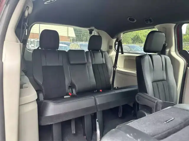 2017 DODGE Grand Caravan SXT Premium - Photo 18