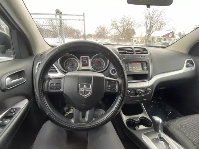 2012 DODGE Journey SE - Photo 8