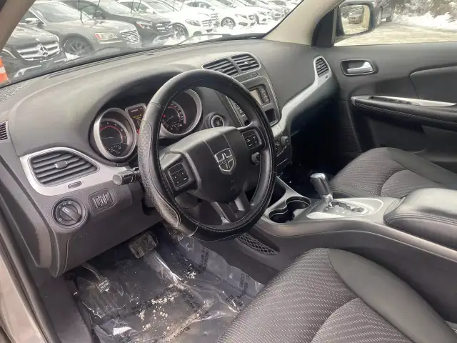 2012 DODGE Journey SE - Photo 10