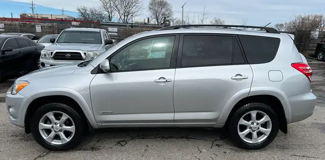 2011 Toyota RAV4 Limited - Photo 2