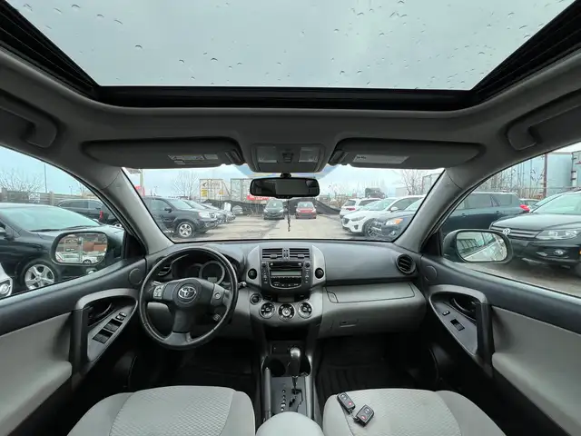 2011 Toyota RAV4 Limited - Photo 12