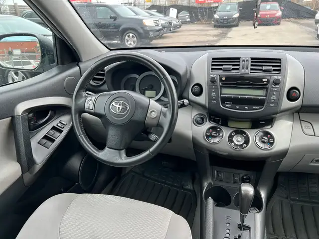 2011 Toyota RAV4 Limited - Photo 25