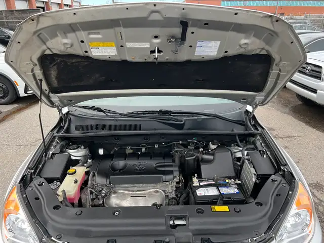 2011 Toyota RAV4 Limited - Photo 29