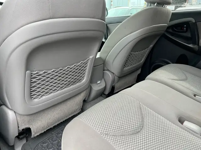 2011 Toyota RAV4 Limited - Photo 44