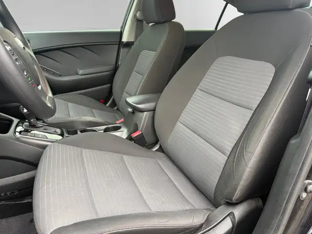 2018 Kia Forte LX  | CLEAN CARFAX | BACK-UP CAM | BLUETOOTH | AP - Photo 10