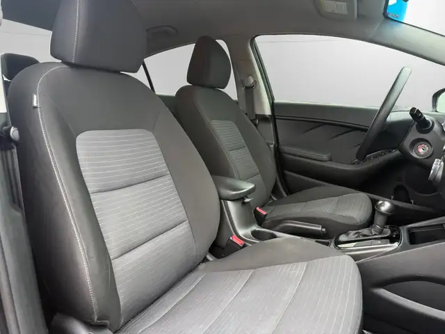 2018 Kia Forte LX  | CLEAN CARFAX | BACK-UP CAM | BLUETOOTH | AP - Photo 13