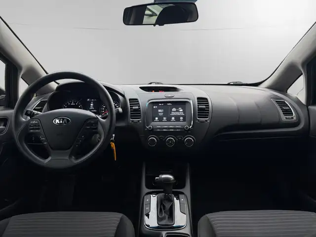 2018 Kia Forte LX  | CLEAN CARFAX | BACK-UP CAM | BLUETOOTH | AP - Photo 14