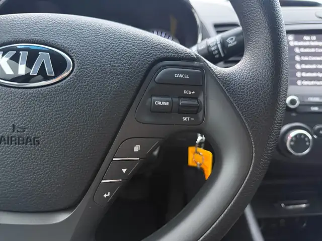 2018 Kia Forte LX  | CLEAN CARFAX | BACK-UP CAM | BLUETOOTH | AP - Photo 17