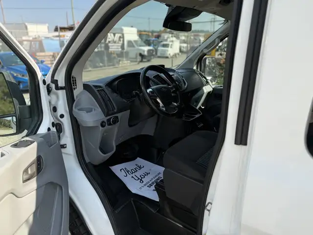 2017 Ford Transit 150 XLT 4X4 8 Passenger Cargo Van - Photo 20