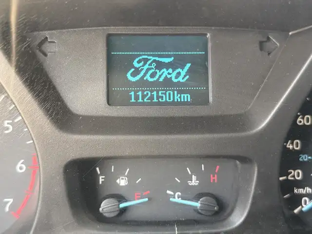 2017 Ford Transit 150 XLT 4X4 8 Passenger Cargo Van - Photo 29