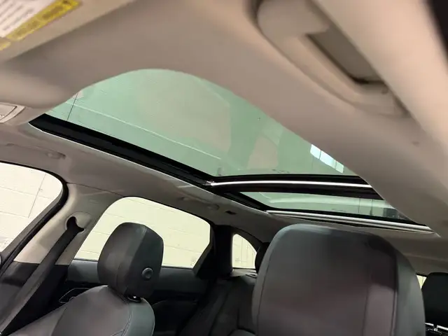 2017 Jaguar F-PACE AWD 35t Premium - BLUETOOTH - NAVIGATION - BA - Photo 24