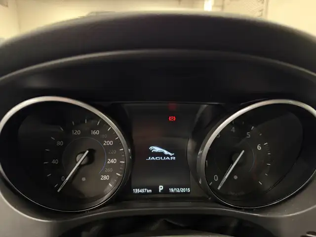 2017 Jaguar F-PACE AWD 35t Premium - BLUETOOTH - NAVIGATION - BA - Photo 25