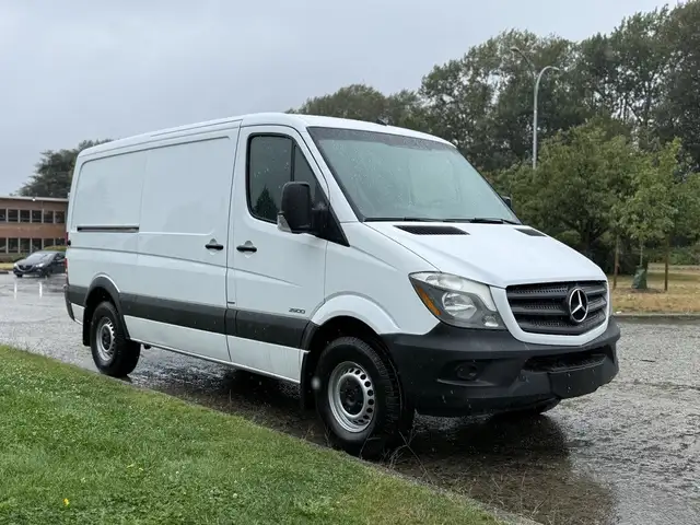 2016 Mercedes-Benz Sprinter 2500 Cargo Van