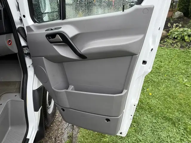 2016 Mercedes-Benz Sprinter 2500 Cargo Van - Photo 20