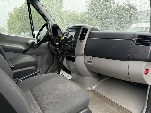 2016 Mercedes-Benz Sprinter 2500 Cargo Van - Photo 21