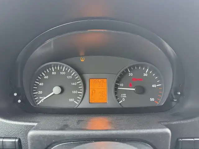 2016 Mercedes-Benz Sprinter 2500 Cargo Van - Photo 31