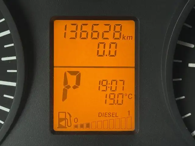 2016 Mercedes-Benz Sprinter 2500 Cargo Van - Photo 32