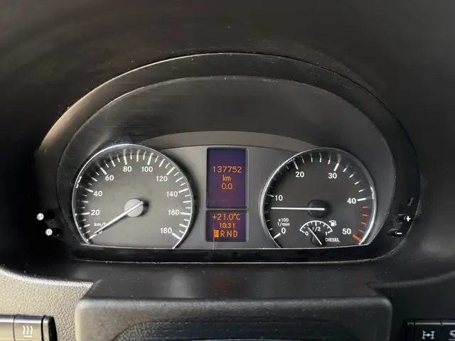 2017 Mercedes-Benz Sprinter 2500 4X4 Cargo Van with Rear Shelvin - Photo 34