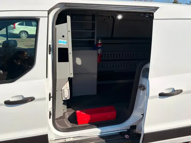 2020 Ford Transit Connect XL Divider! Shelving! Backup Camera! - Photo 9