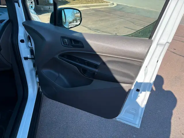 2020 Ford Transit Connect XL Divider! Shelving! Backup Camera! - Photo 18