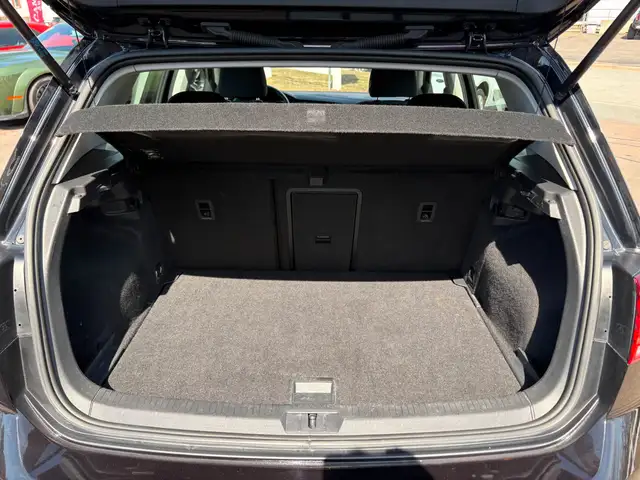 2021 Volkswagen Golf Comfortline AC! Navigation! Backup Camera! - Photo 8