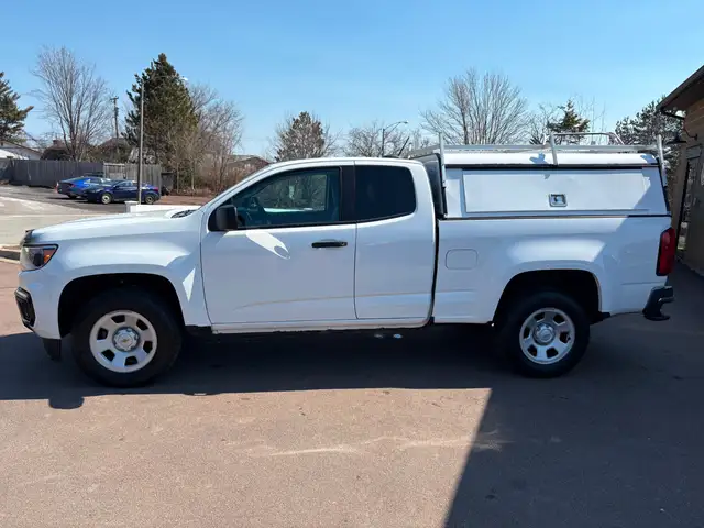 2022 Chevrolet Colorado WT Truck Cap! Backup Camera! - Photo 4