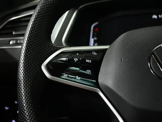 2024 Volkswagen Tiguan Highline R-Line No Accident Fender 360CAM - Photo 14