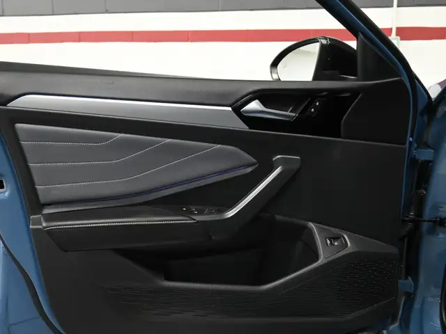 2025 Volkswagen Jetta Comfortline SPORT No Accident Leather Sunr - Photo 11