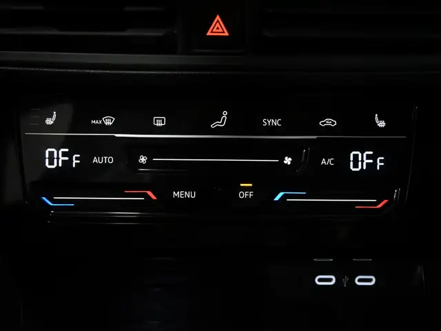 2025 Volkswagen Jetta Comfortline SPORT No Accident Leather Sunr - Photo 20