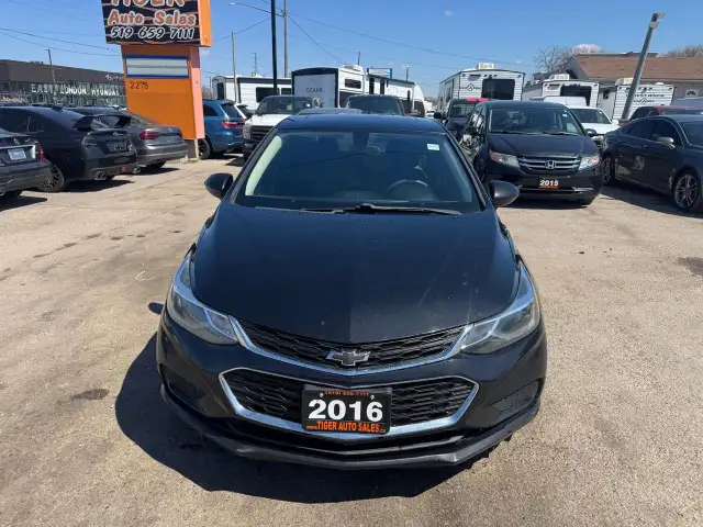 2016 Chevrolet Cruze LT, NO ACCIDENTS, DEALER SERVICED, 2 SETS W - Photo 8