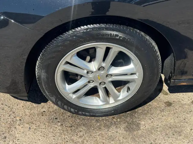 2016 Chevrolet Cruze LT, NO ACCIDENTS, DEALER SERVICED, 2 SETS W - Photo 16